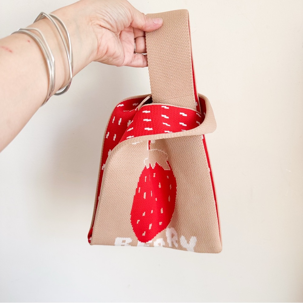 ⭐️3/$30⭐️ (bundle deal) Strawberry Cake Knit Bag - Picture 3 of 5